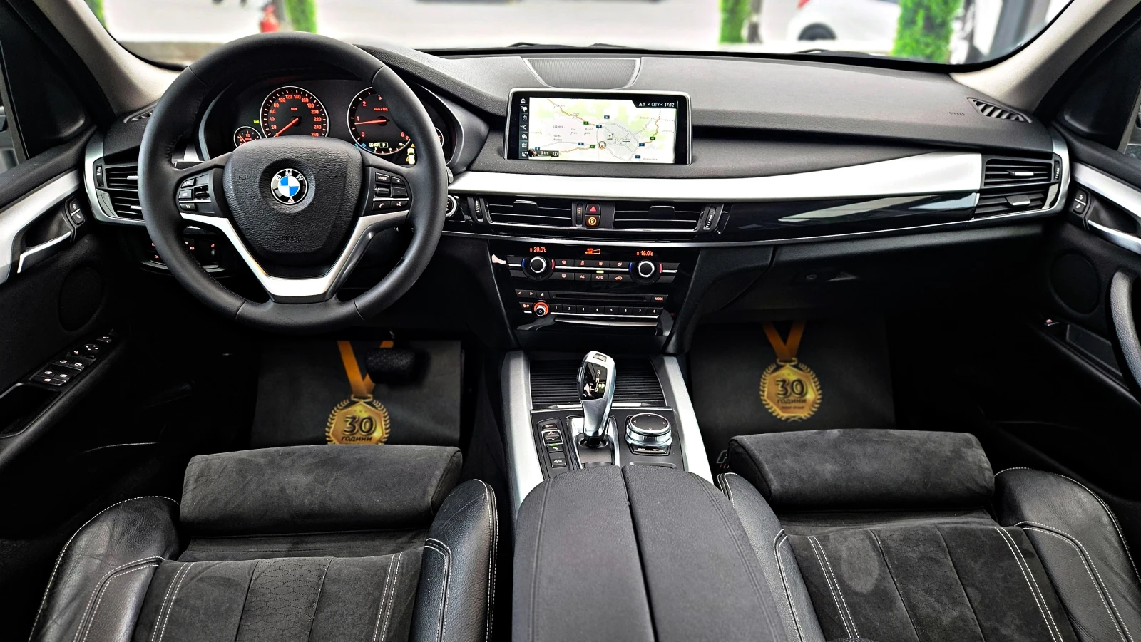 BMW X5  M/INDIVIDUAL/GERMANY/PANORAMA/CAR PLAY/ПАМЕТ/LIZI, снимка 9 - Автомобили и джипове - 53964293