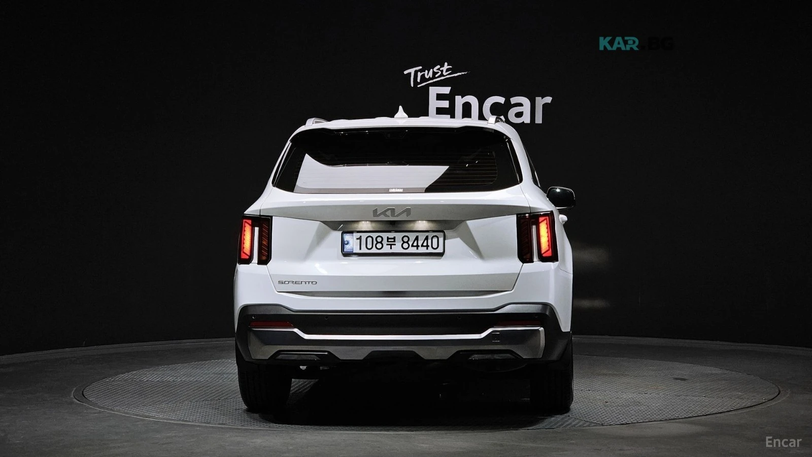 Kia Sorento EXCLUSIVE* 4X4* PANO* 7МЕСТА* ПОДГРЕВ* КАМЕРА, снимка 4 - Автомобили и джипове - 54942793