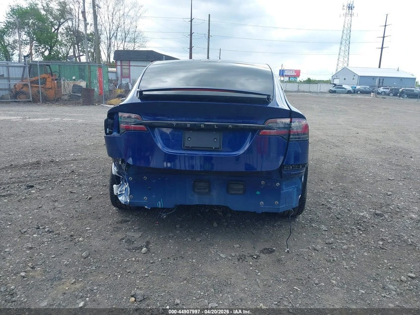 Tesla Model X Long Range, снимка 6 - Автомобили и джипове - 55287364