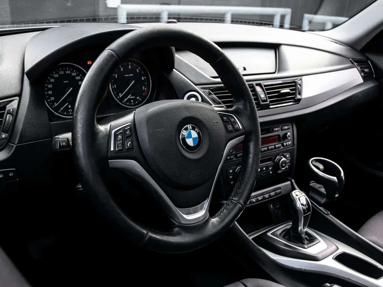 BMW X1 * xDrive28i * CARFAX * ФИКСИРАНА ЦЕНА ДО БГ * , снимка 3 - Автомобили и джипове - 55300971