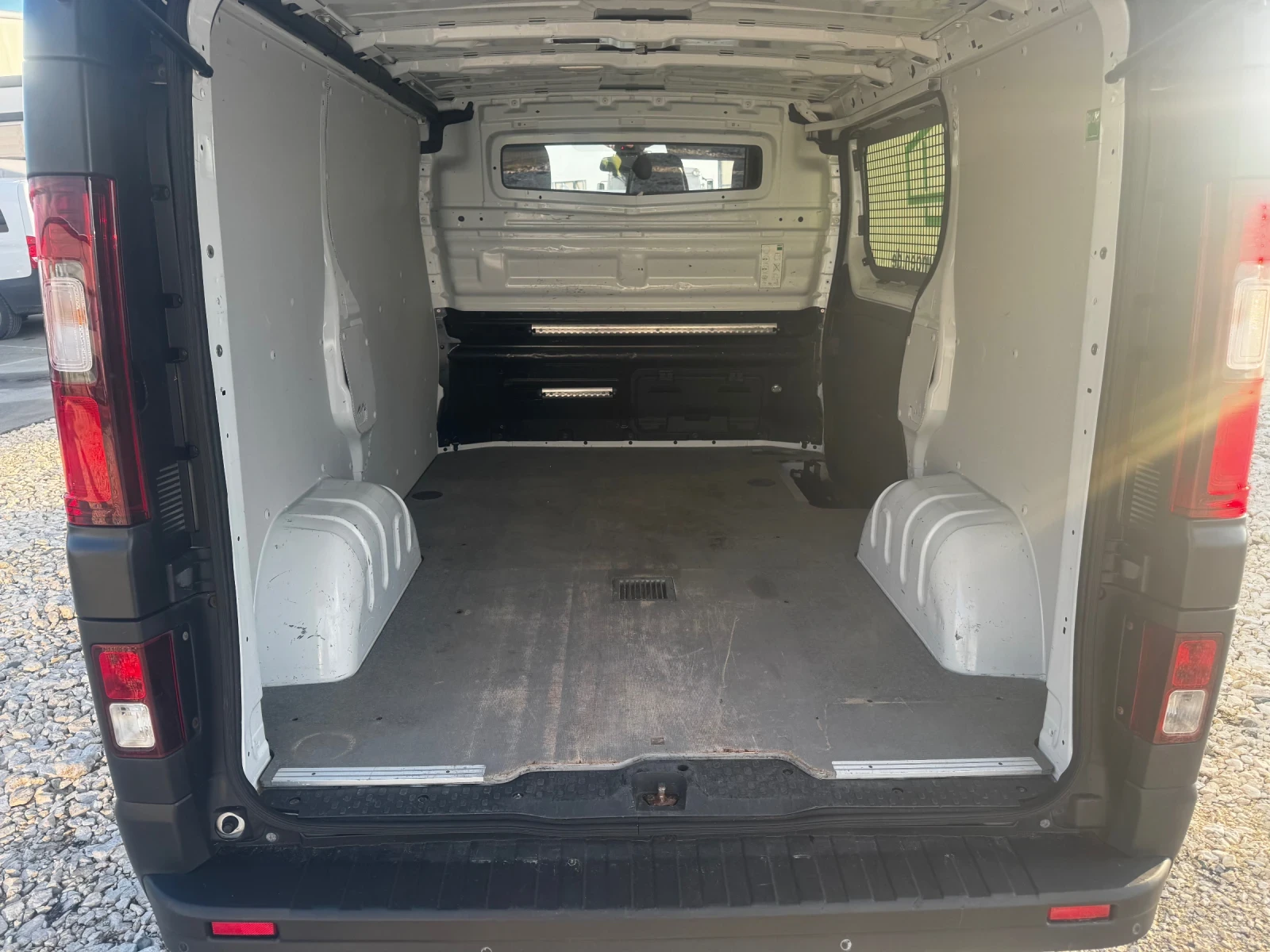 Renault Trafic  - изображение 8