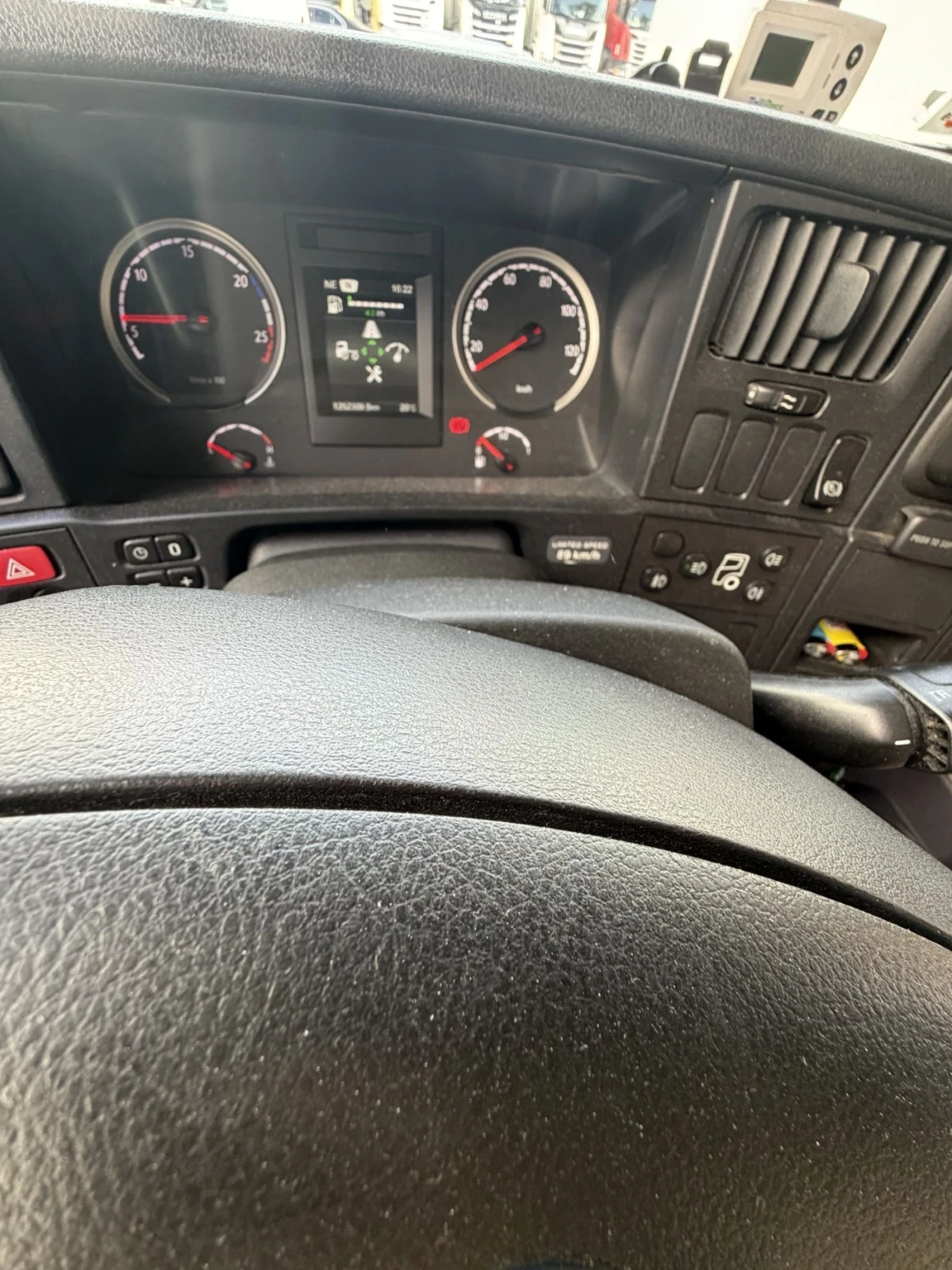 Scania R 410, снимка 7 - Камиони - 54221613