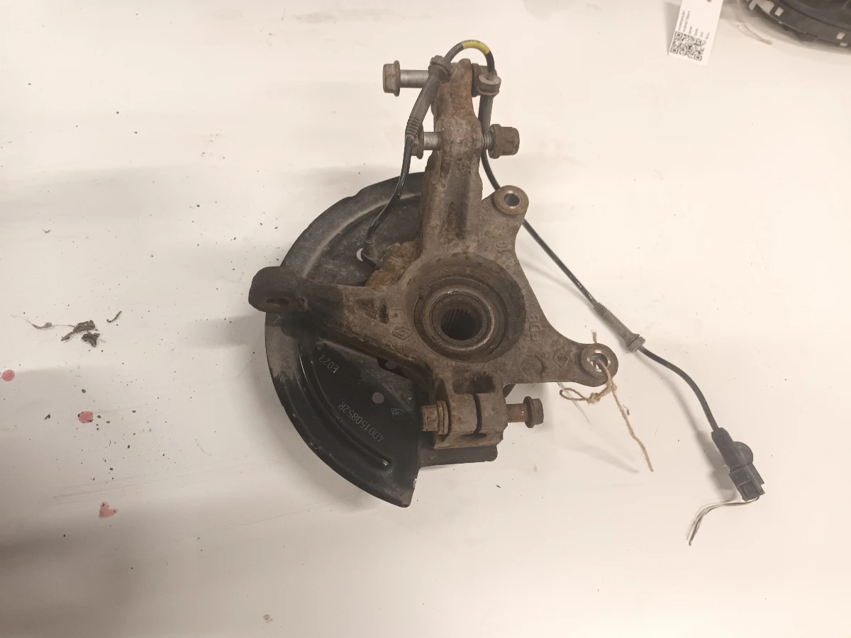 шенкел главина преден ляв Дачия Докер 1,5дци в