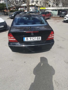 Mercedes-Benz C 220 Авангард, снимка 2