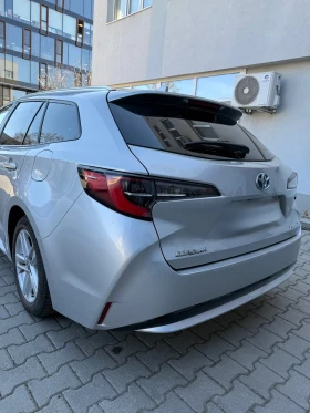 Toyota Corolla 1.8 Хибрид, снимка 6