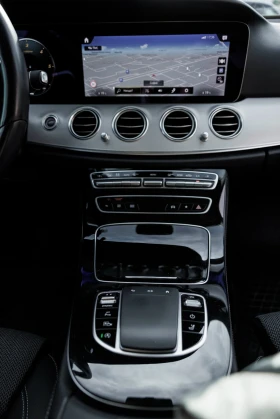 Mercedes-Benz E 220 Първи Собственик от Силвър Стар - ЛИЗИНГОВА , снимка 7