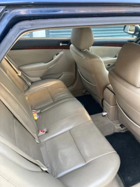 Toyota Avensis 2.0 d4d 116 к.с. Кожа, Нави, Hands-free, снимка 7