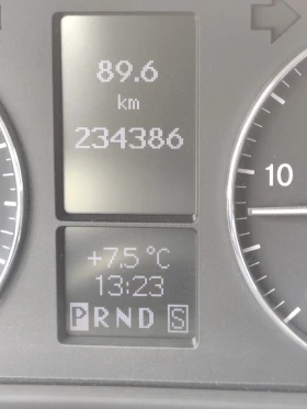 Mercedes-Benz C 220 Авангард - 5000 € / 9779.15 лв. - 48500201 10