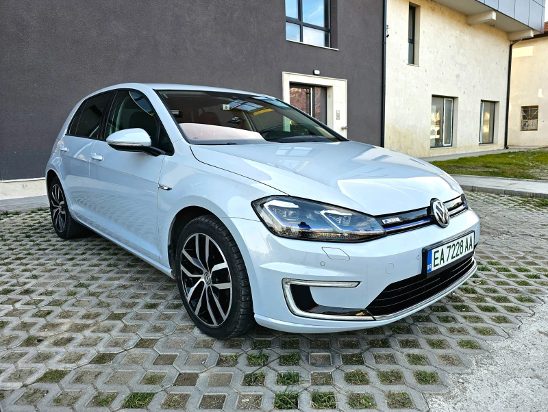 VW Golf  Кожен салон, Термопомпа, снимка 2 - Автомобили и джипове - 47122546