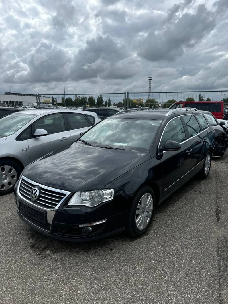 VW Passat, снимка 1 - Автомобили и джипове - 47572245