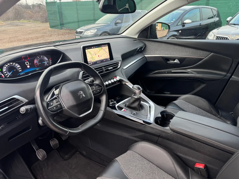 Peugeot 3008 2.0HDI, снимка 10 - Автомобили и джипове - 48238428