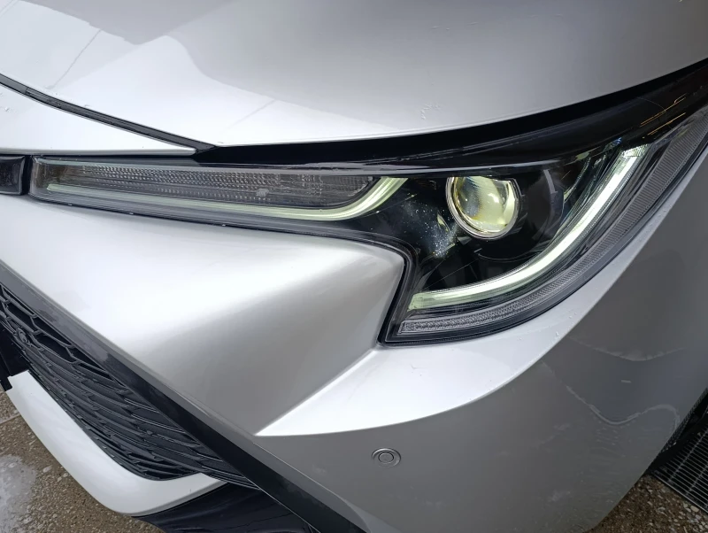 Toyota Corolla, снимка 14 - Автомобили и джипове - 52729355