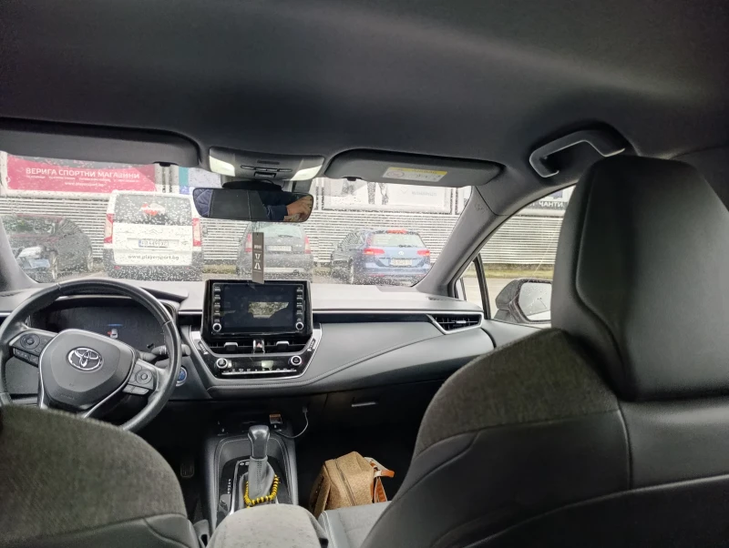 Toyota Corolla, снимка 10 - Автомобили и джипове - 52729355