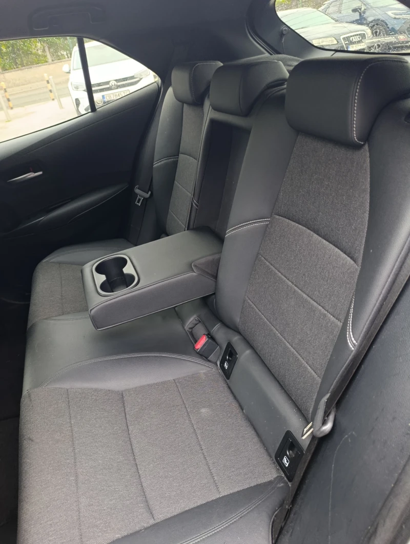 Toyota Corolla, снимка 11 - Автомобили и джипове - 52729355