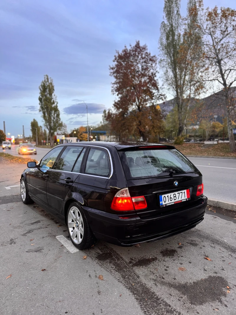 BMW 320, снимка 3 - Автомобили и джипове - 52188130