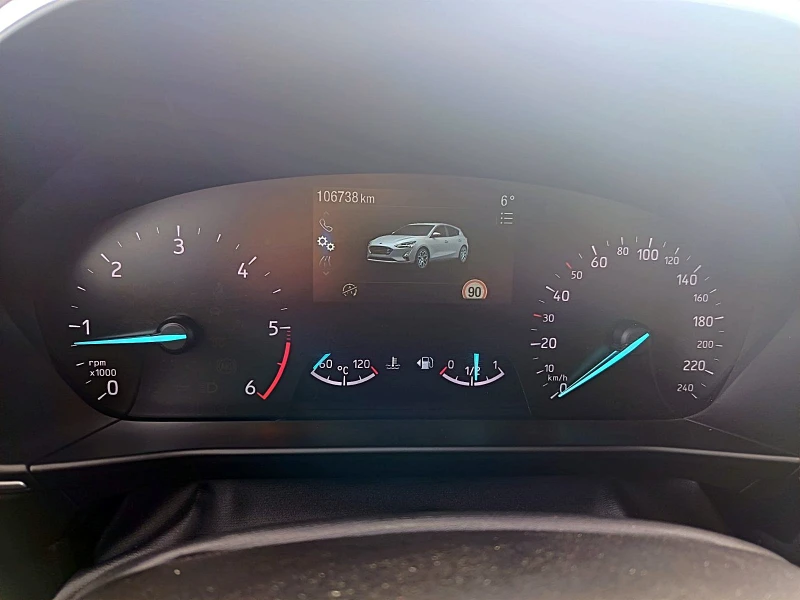 Ford Focus 1.5 diesel, снимка 14 - Автомобили и джипове - 52443971