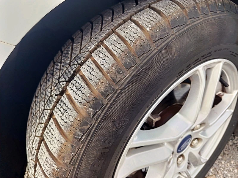 Ford Focus 1.5 diesel, снимка 15 - Автомобили и джипове - 52443971