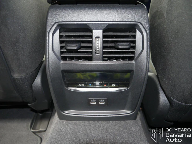 BMW i4 40 eDrive M Sport Paket, снимка 13 - Автомобили и джипове - 52834350