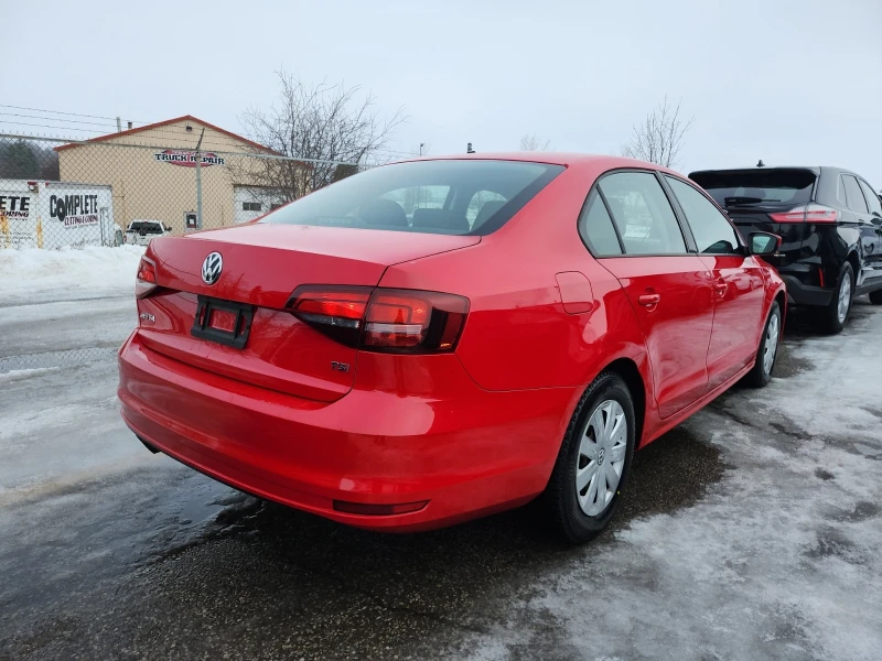 VW Jetta TRENDLINE+ * * CARFAX * * АВТО КРЕДИТ * * , снимка 3 - Автомобили и джипове - 53054846