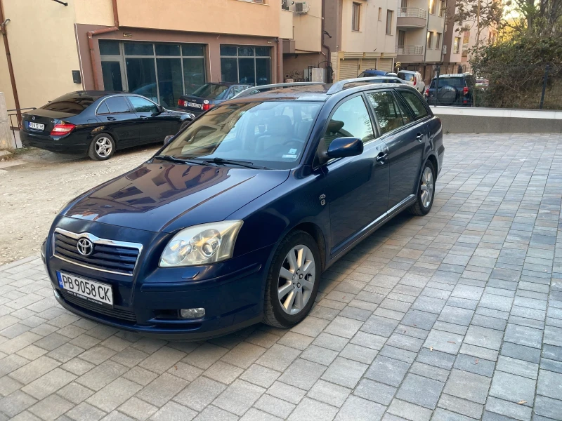 Toyota Avensis 2.0 d4d 116 к.с. Кожа, Нави, Hands-free, снимка 2 - Автомобили и джипове - 53297218