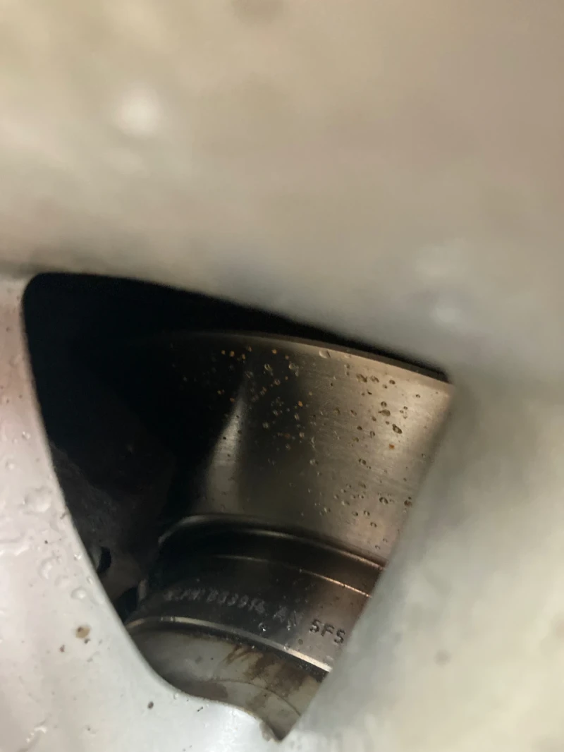 Toyota Avensis 2.0 d4d 116 к.с. Кожа, Нави, Hands-free, снимка 16 - Автомобили и джипове - 53408054