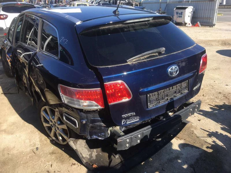 Toyota Avensis, снимка 2 - Автомобили и джипове - 28538655