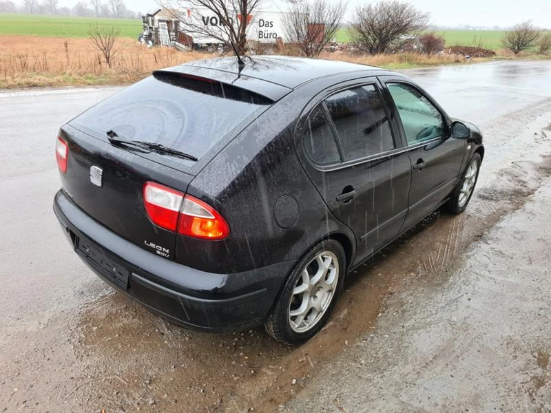 Seat Leon 1.8 125к.с APG, снимка 11 - Автомобили и джипове - 47659826