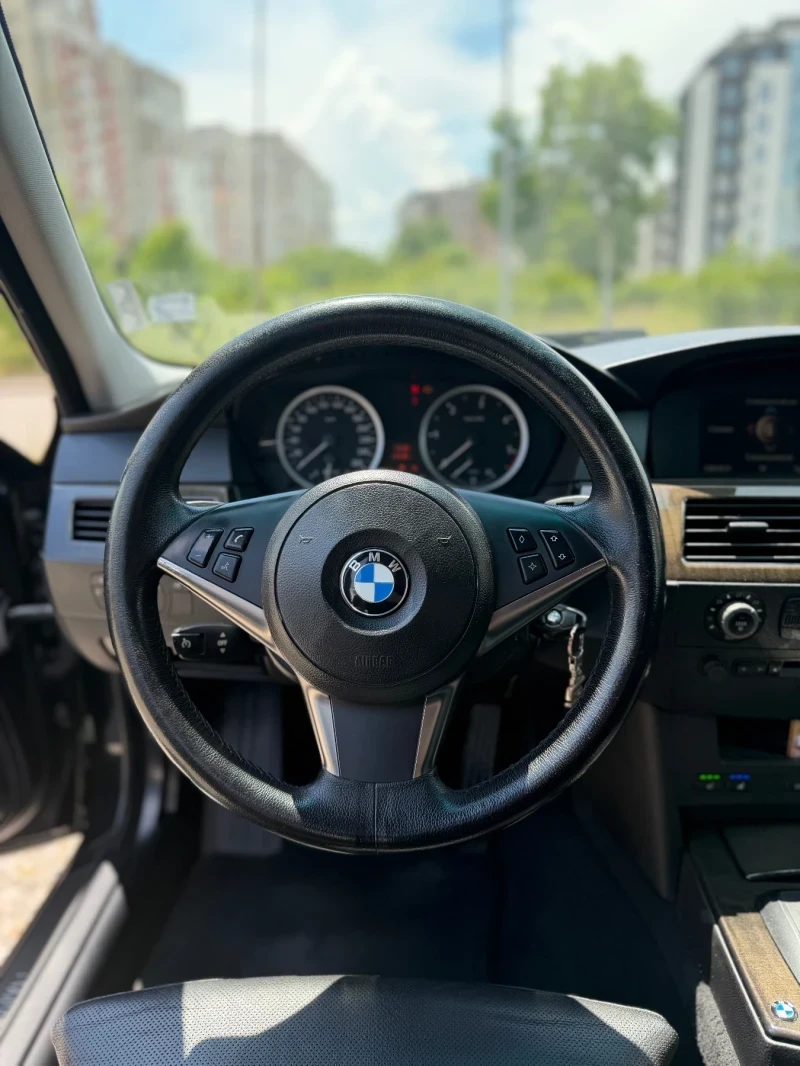 BMW 530, снимка 8 - Автомобили и джипове - 56112771