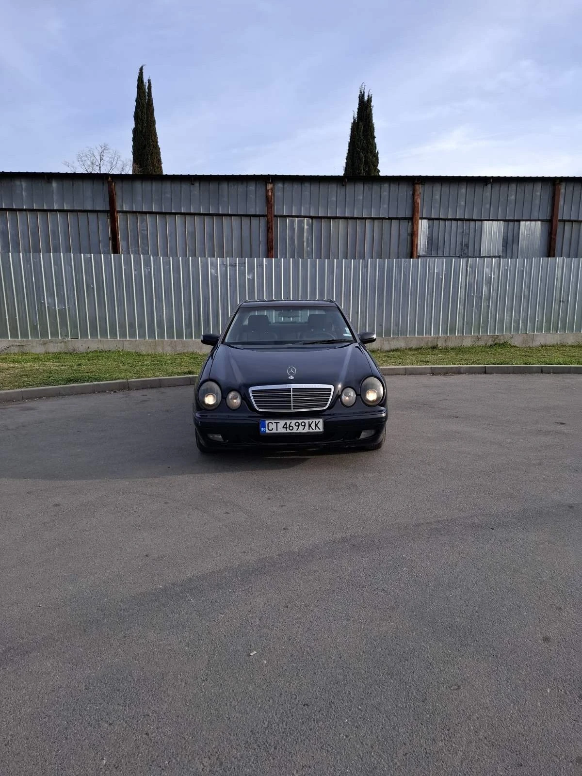 Mercedes-Benz E 220  - изображение 8
