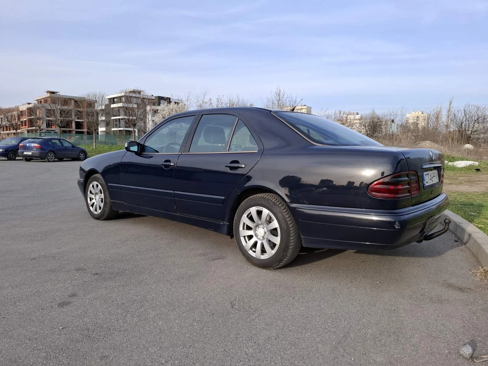 Mercedes-Benz E 220  - изображение 10