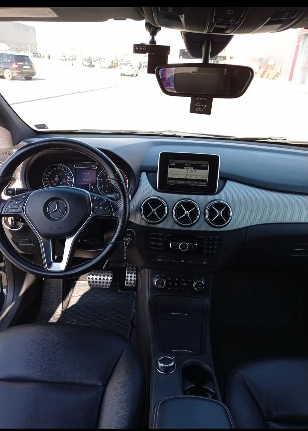 Mercedes-Benz B 250  - изображение 9