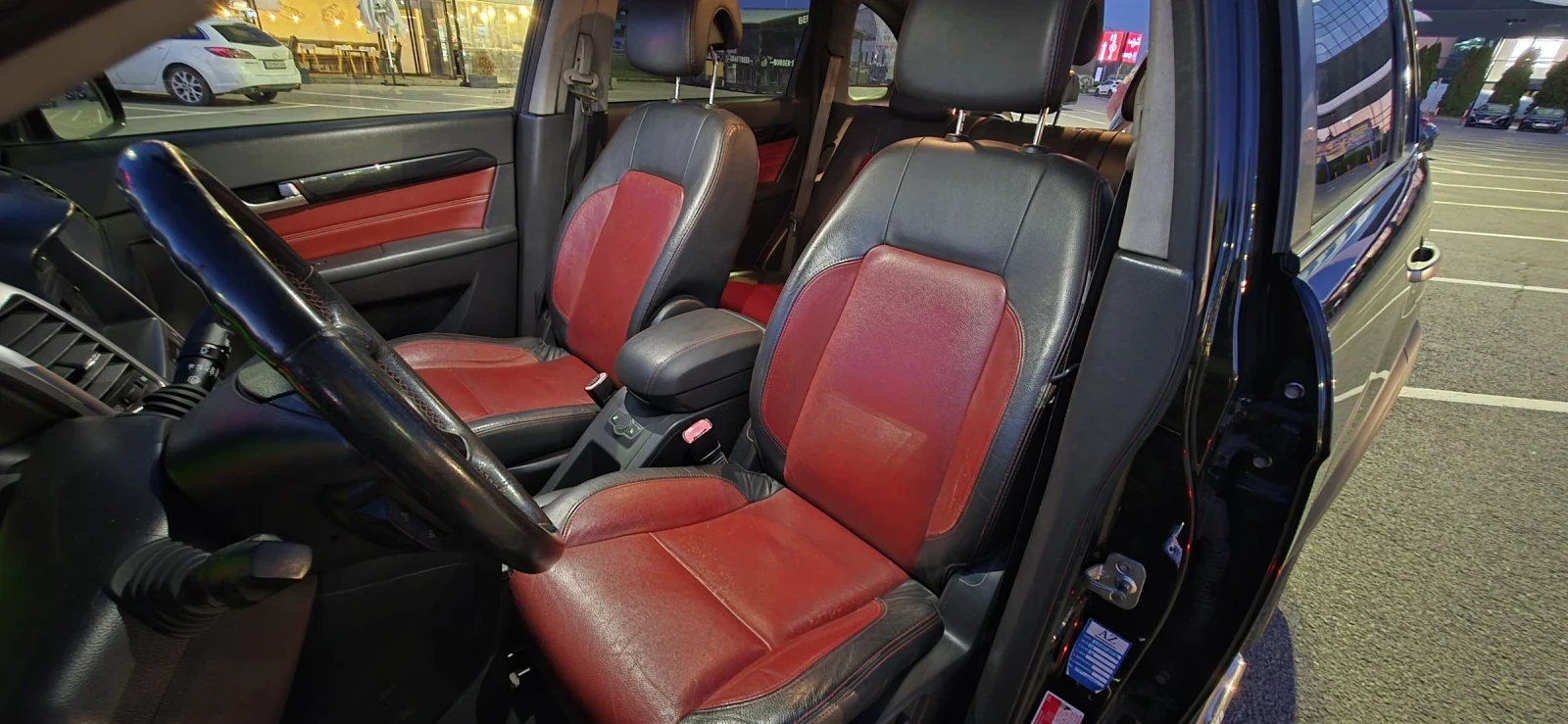 Chevrolet Captiva 3.2i 4WD LPG 7 местна - изображение 9