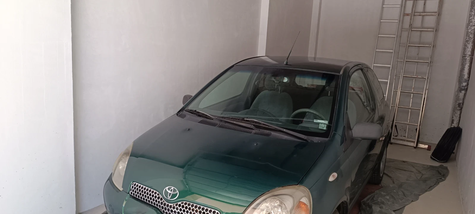 Toyota Yaris  - изображение 2