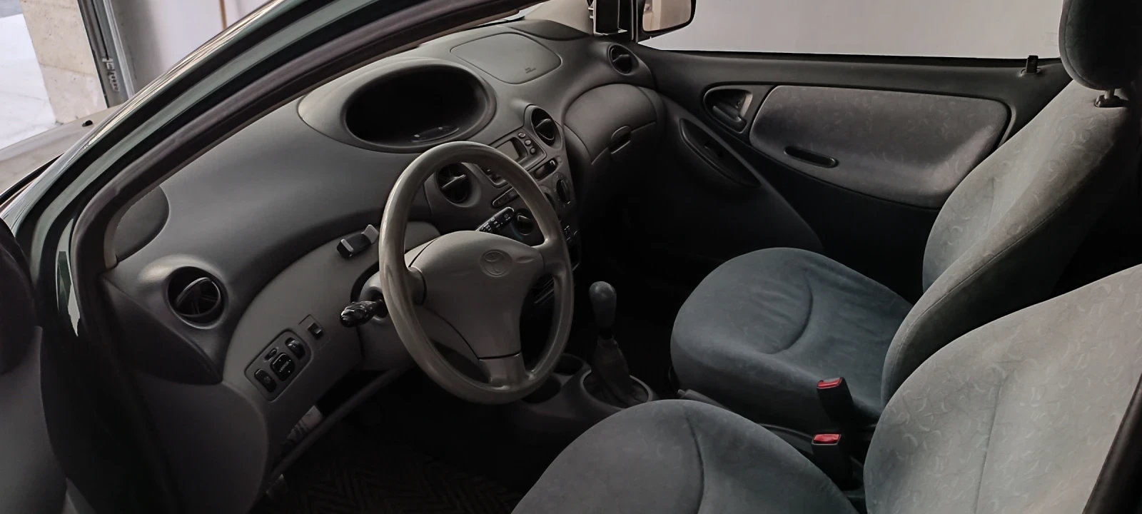 Toyota Yaris  - изображение 5
