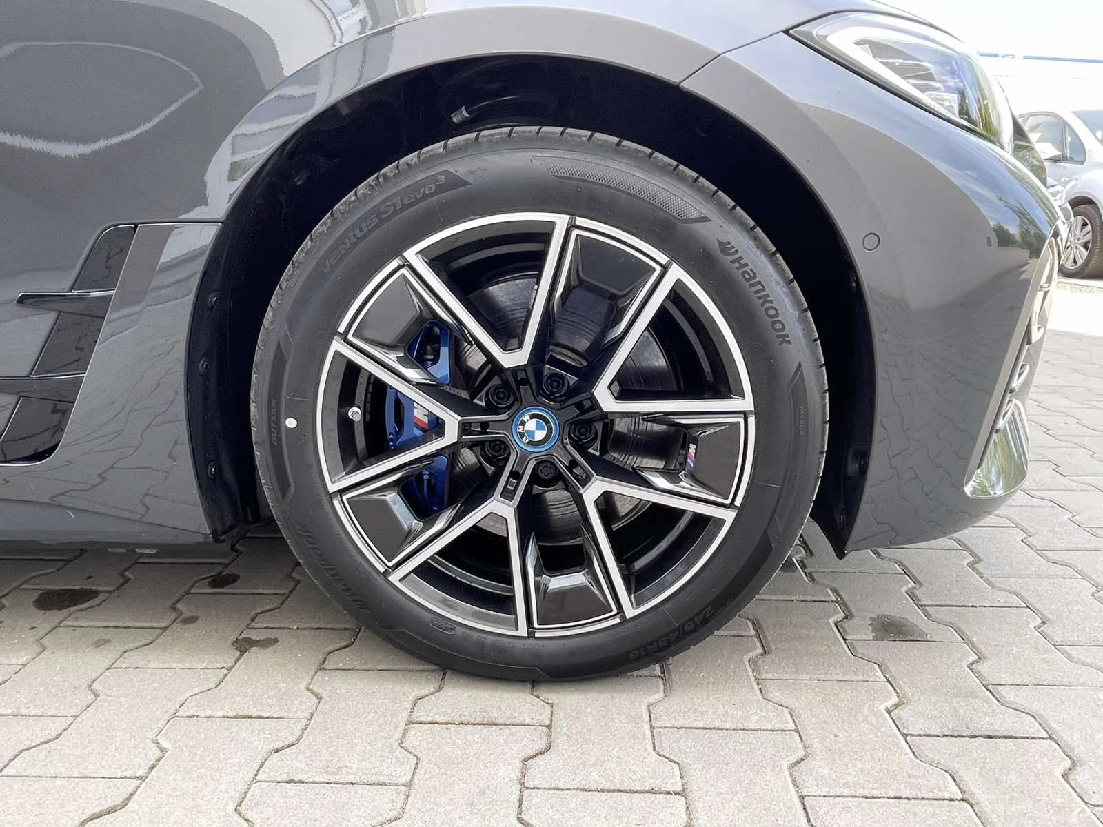 BMW i4 G26 Gran Coupe i4 M50 - изображение 10