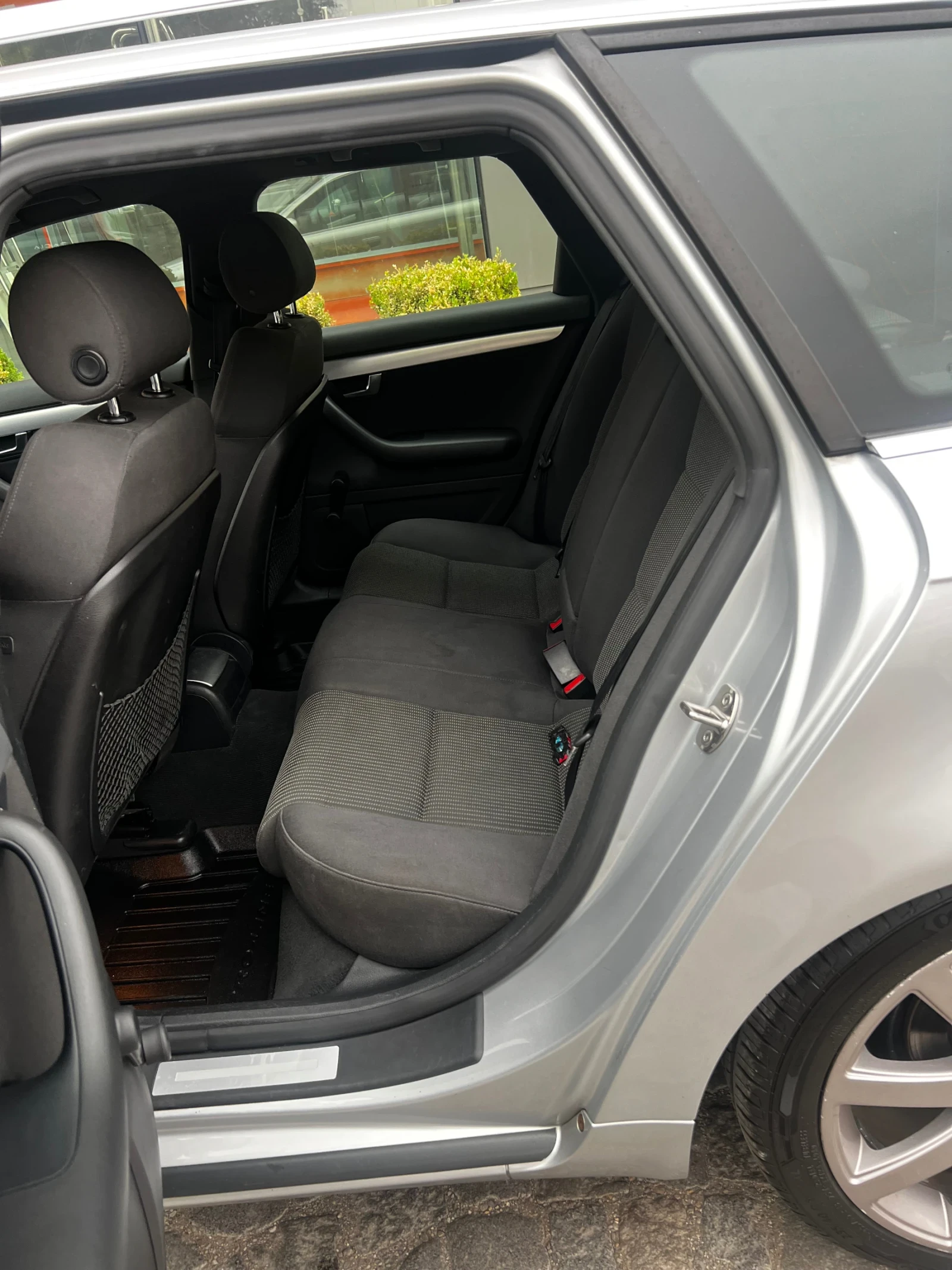 Audi A4 1.9 TDI  - изображение 8