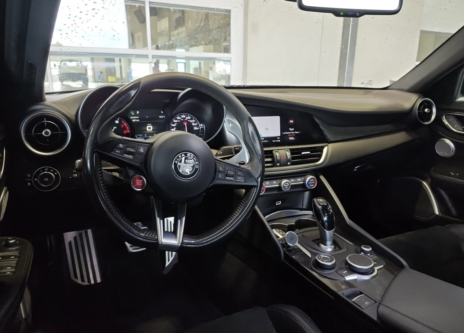 Alfa Romeo Giulia QUADRIFOGLIO - изображение 8