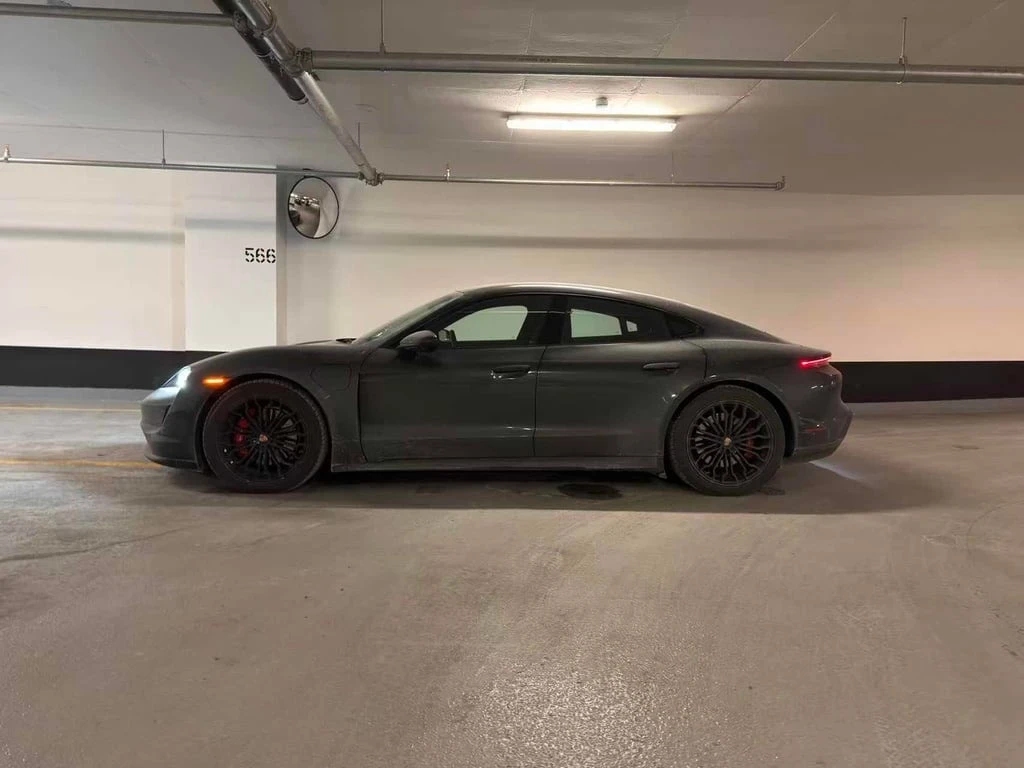 Porsche Taycan * 4S * CARFAX * ФИНАНСИРАНЕ - изображение 2