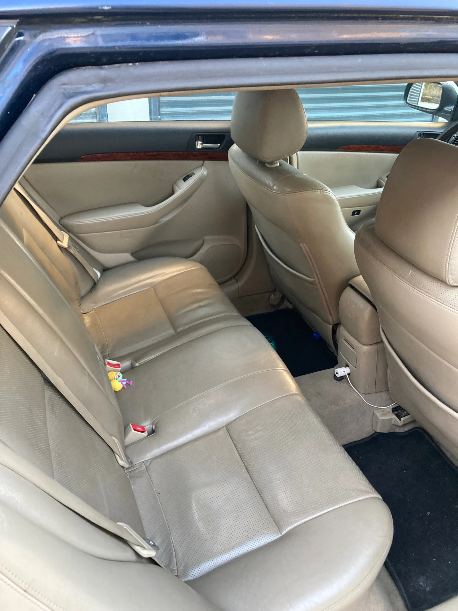 Toyota Avensis 2.0 d4d 116 к.с. Кожа, Нави, Hands-free - изображение 7