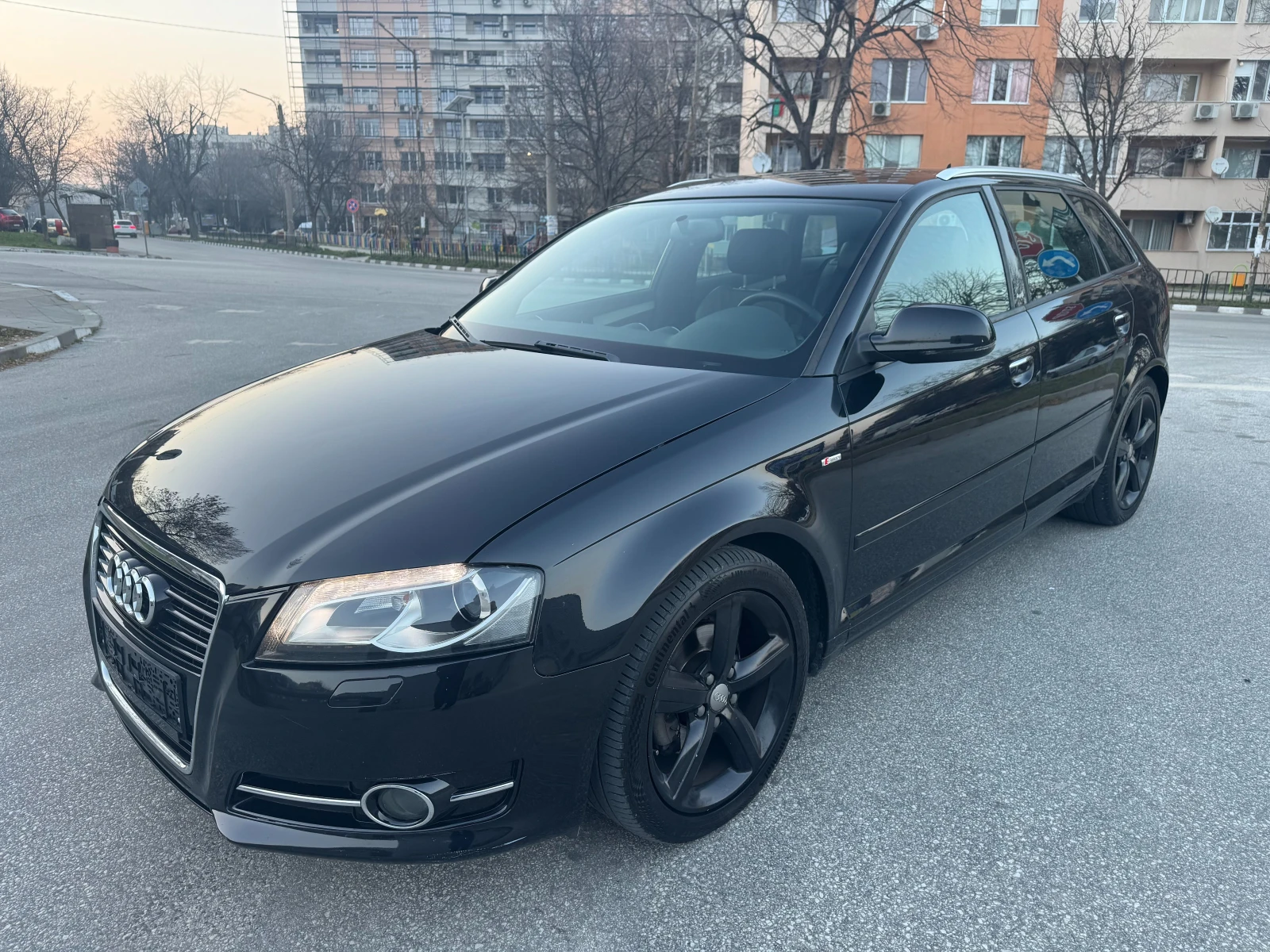 Audi A3 2.0TDI Sportback :: S-LINE :: NAVI  | Mobile.bg � ����������� 1