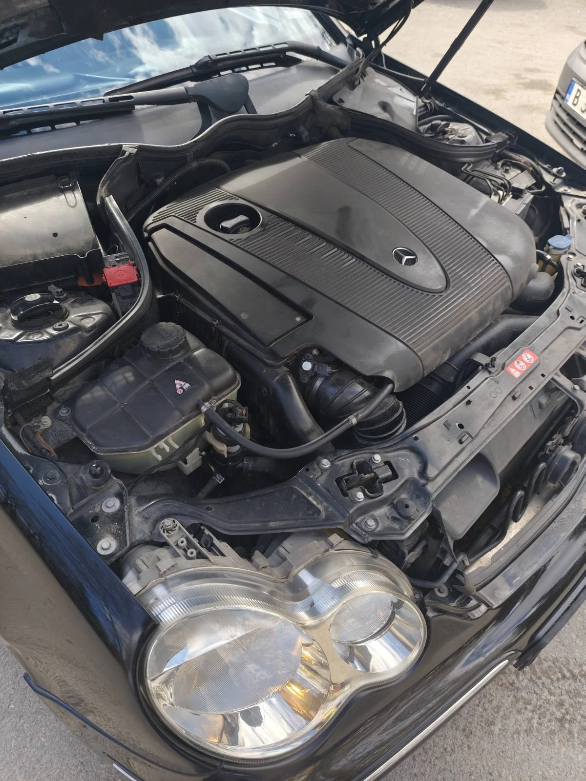 Mercedes-Benz C 220 Авангард, снимка 14 - Автомобили и джипове - 53752902