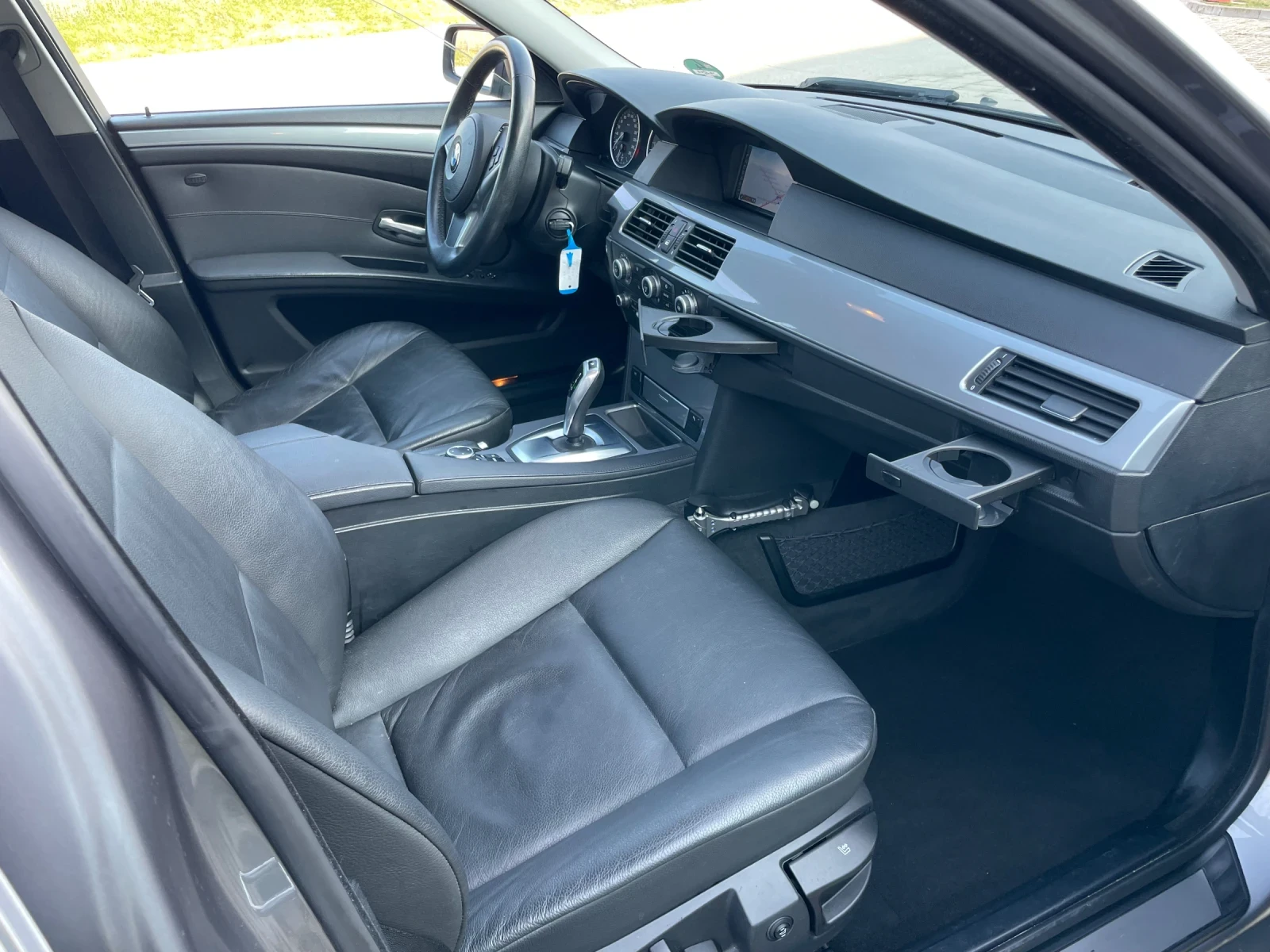 BMW 525 М57/FACE/КОЖА/МЕМОРИ/МАСАЖ/, снимка 13 - Автомобили и джипове - 53771992