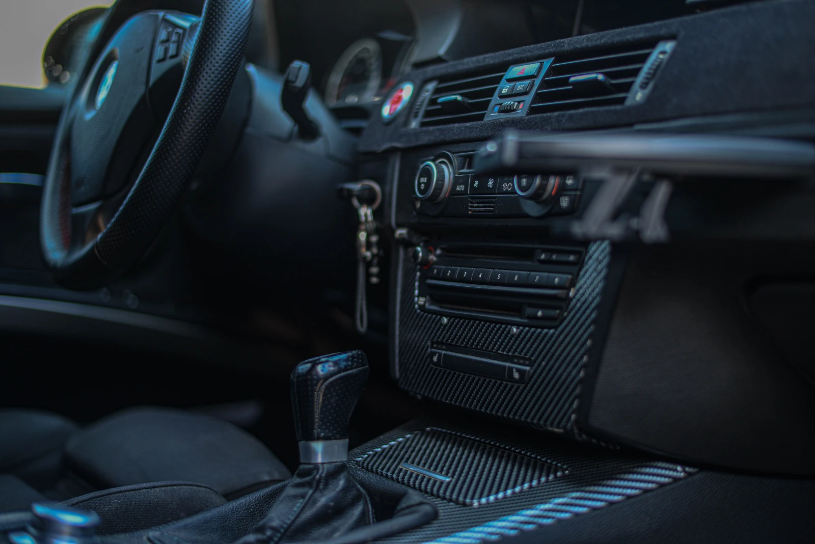 BMW 320 M47, снимка 13 - Автомобили и джипове - 53864070