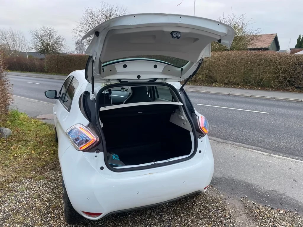 Renault Zoe Life R90 mit Batterie 88ps DK, снимка 5 - Автомобили и джипове - 53889112