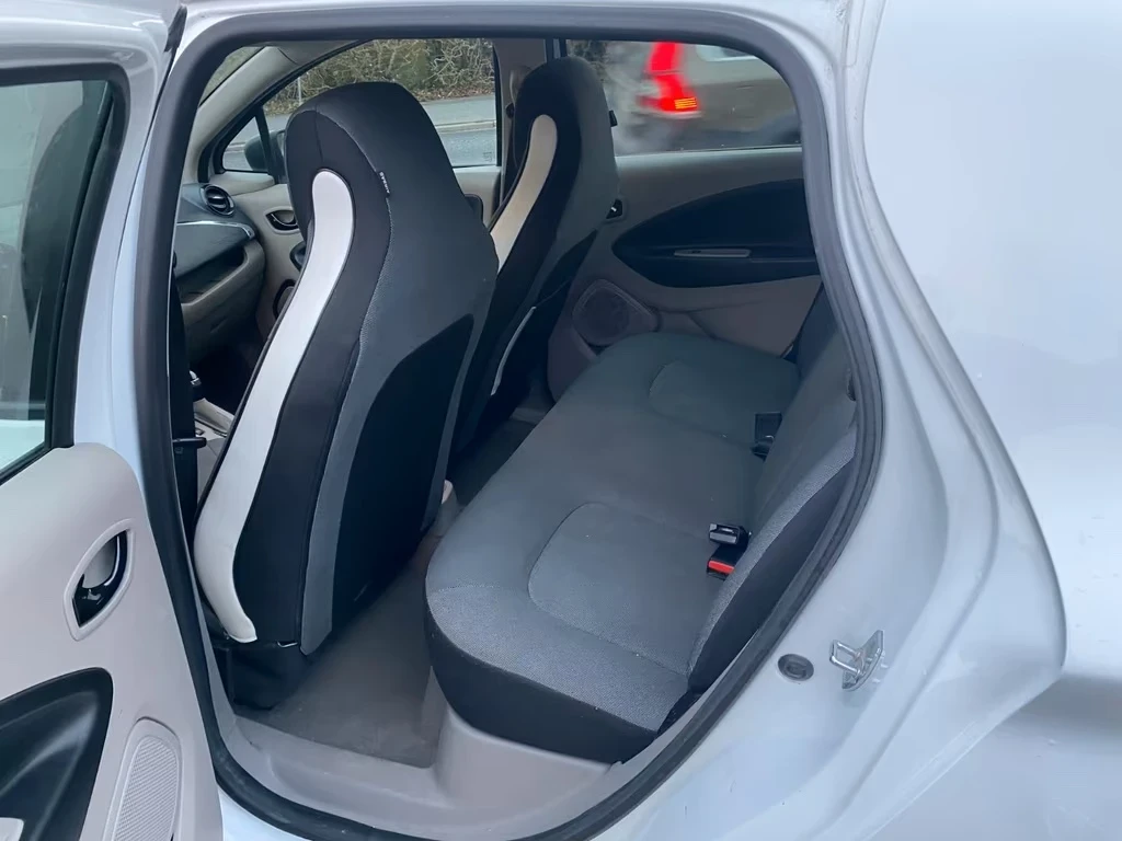 Renault Zoe Life R90 mit Batterie 88ps DK, снимка 8 - Автомобили и джипове - 53889112