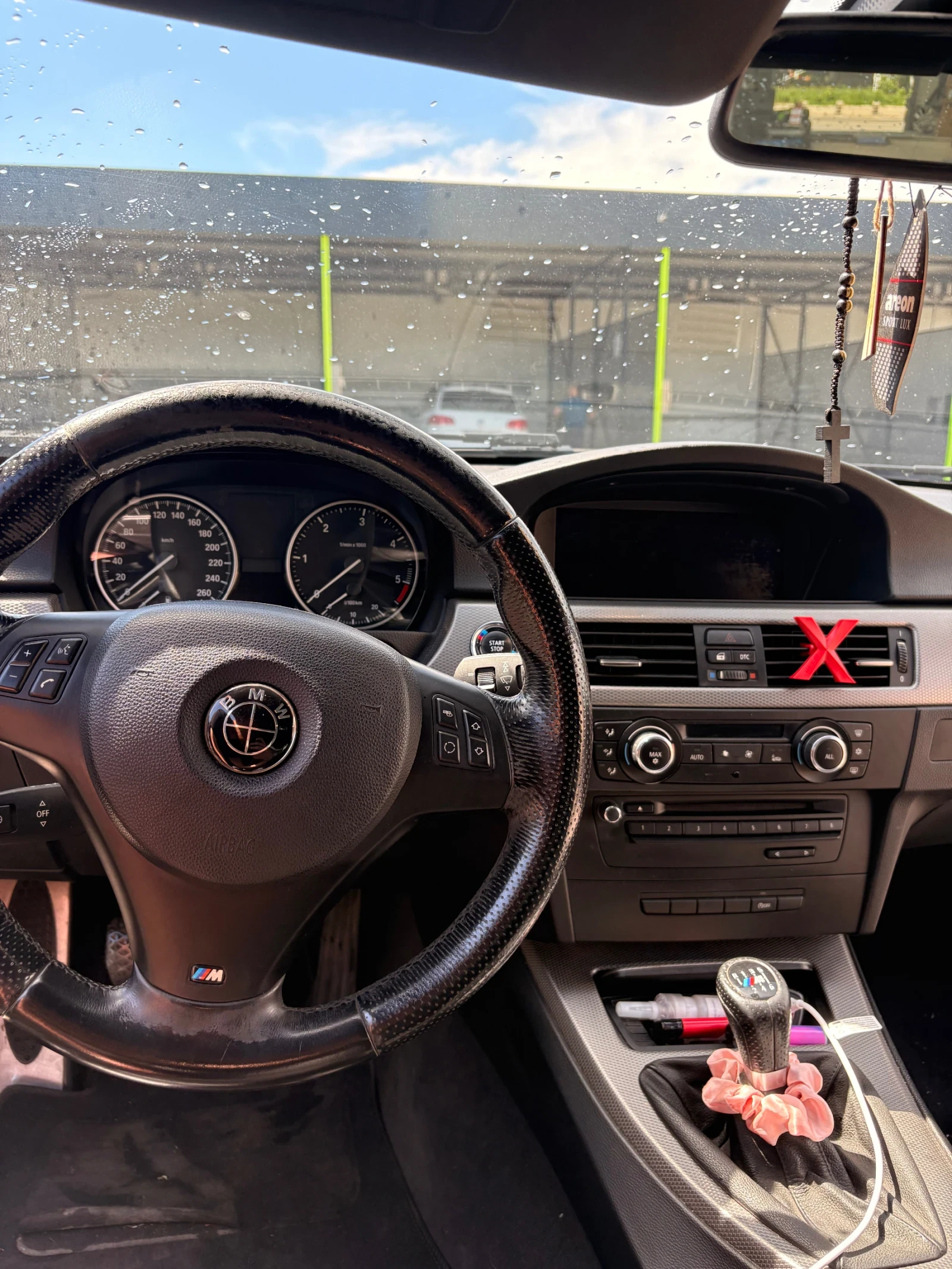 BMW 320, снимка 6 - Автомобили и джипове - 54721843