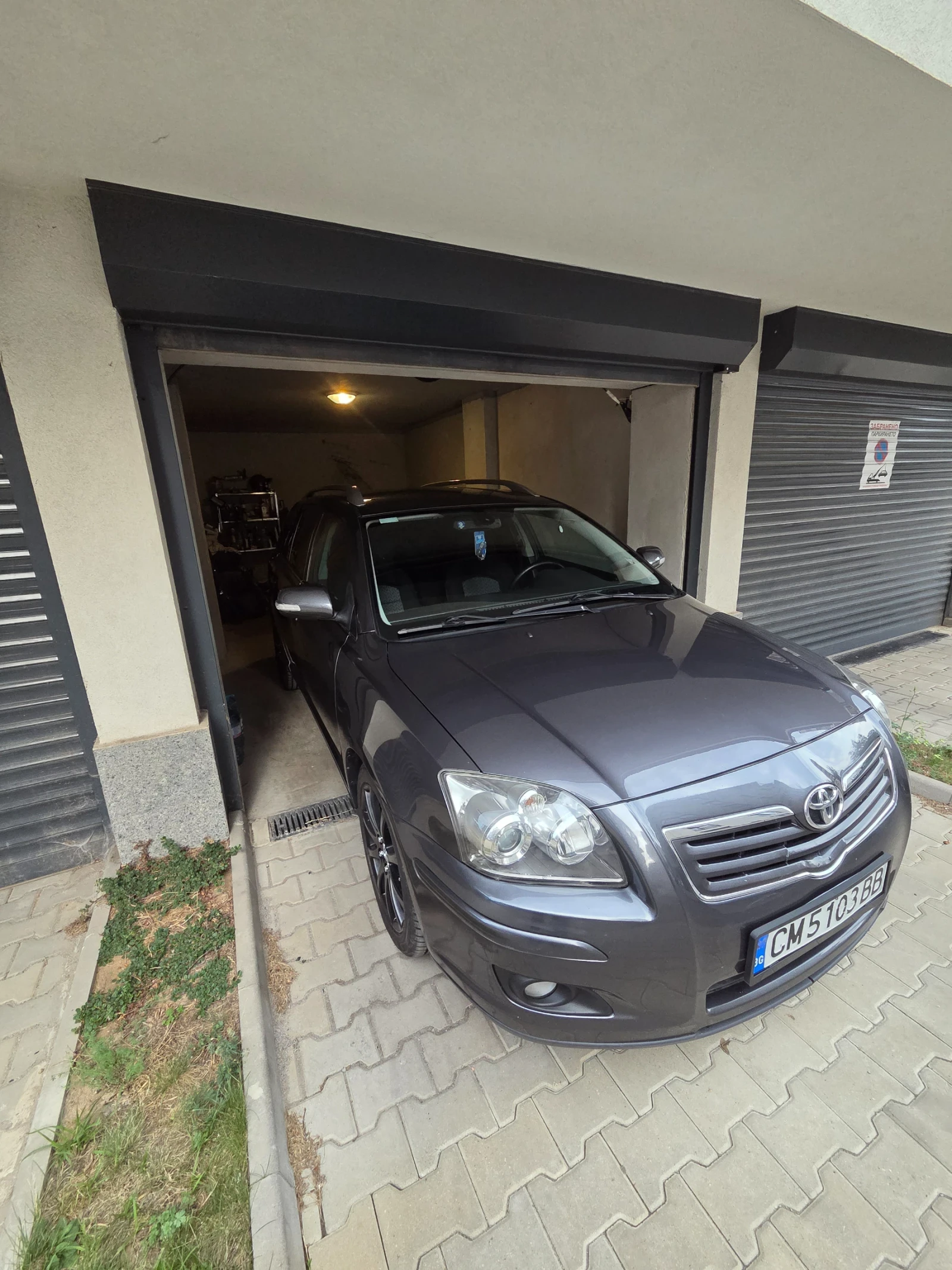 Toyota Avensis T25, снимка 16 - Автомобили и джипове - 55303971
