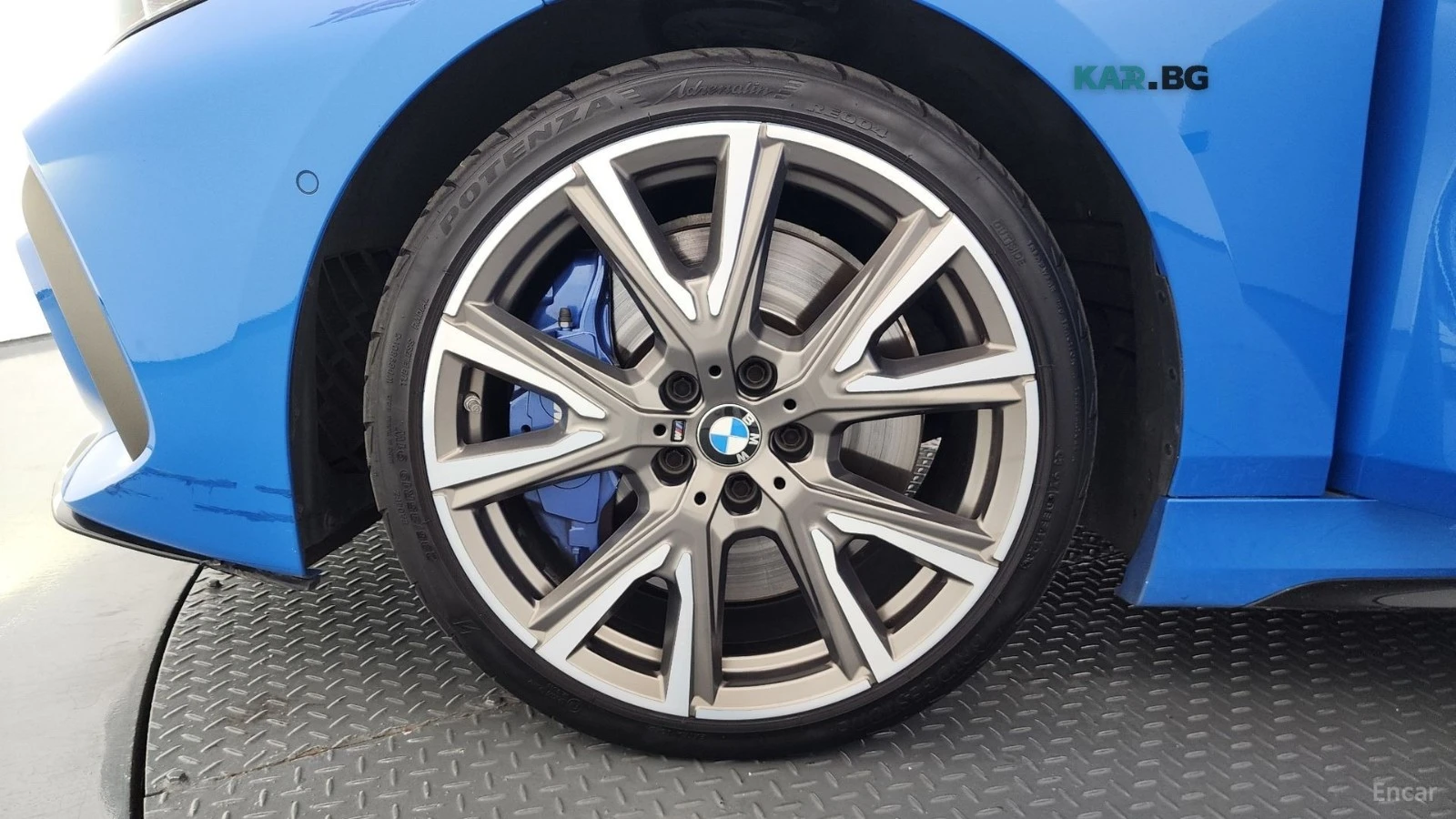 BMW M135 HEAD UP* DISTRONIC* , снимка 16 - Автомобили и джипове - 56598298