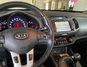 Kia Sportage 2.0 CRDI 4Х4, снимка 11