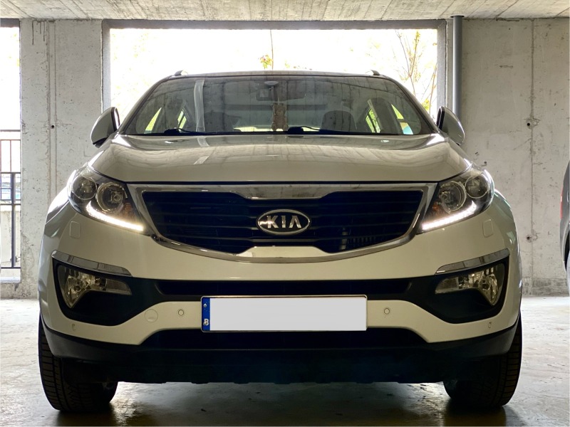 Kia Sportage 2.0 CRDI, снимка 1 - Автомобили и джипове - 45673805